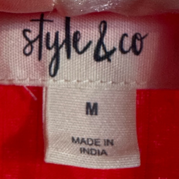 Style and Co Casual Button Down Red Shirt Long Sleeve Embroidered Hearts Medium - Picture 3 of 6